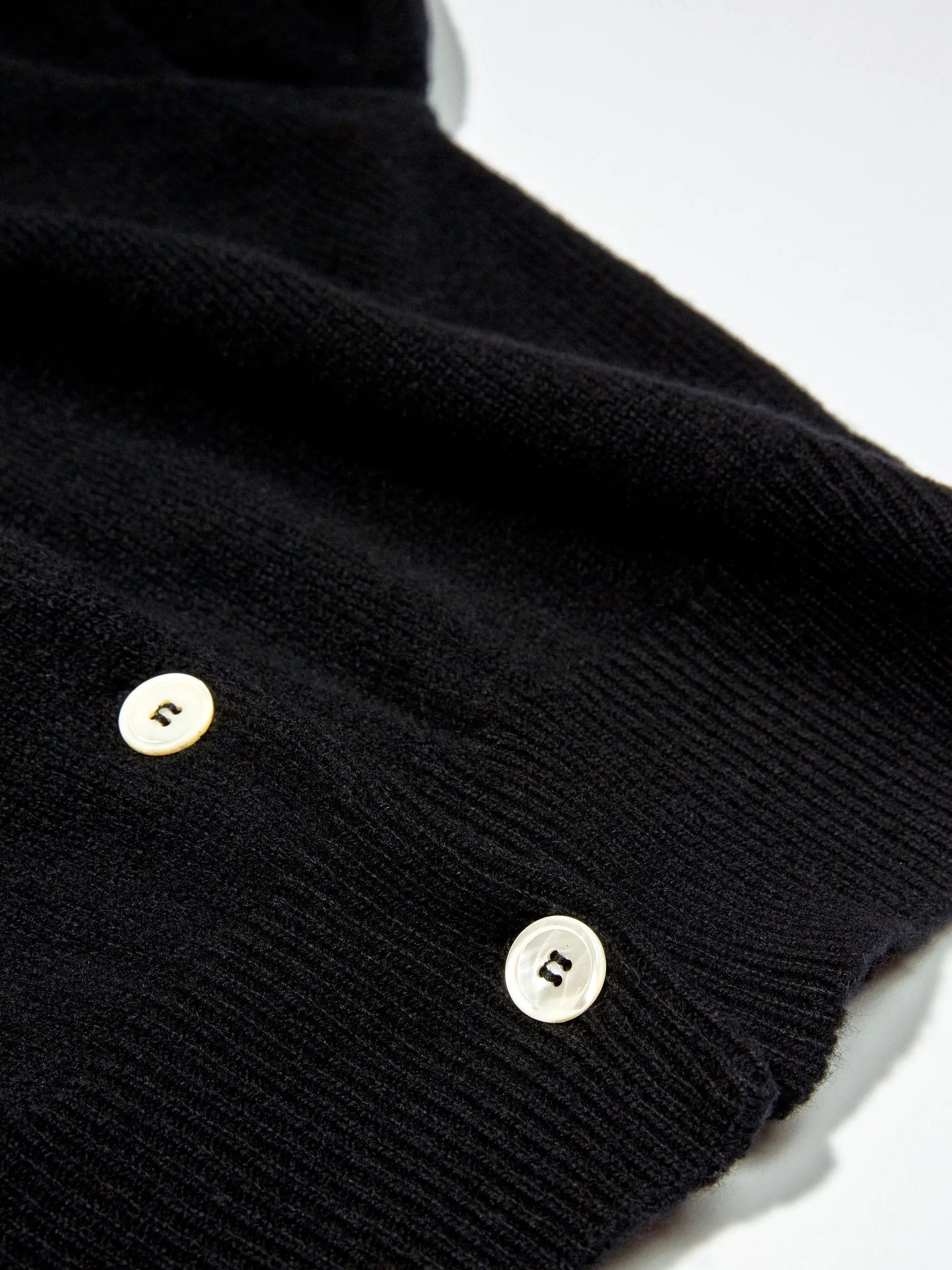 Ada Geelong crewneck cardigan in black