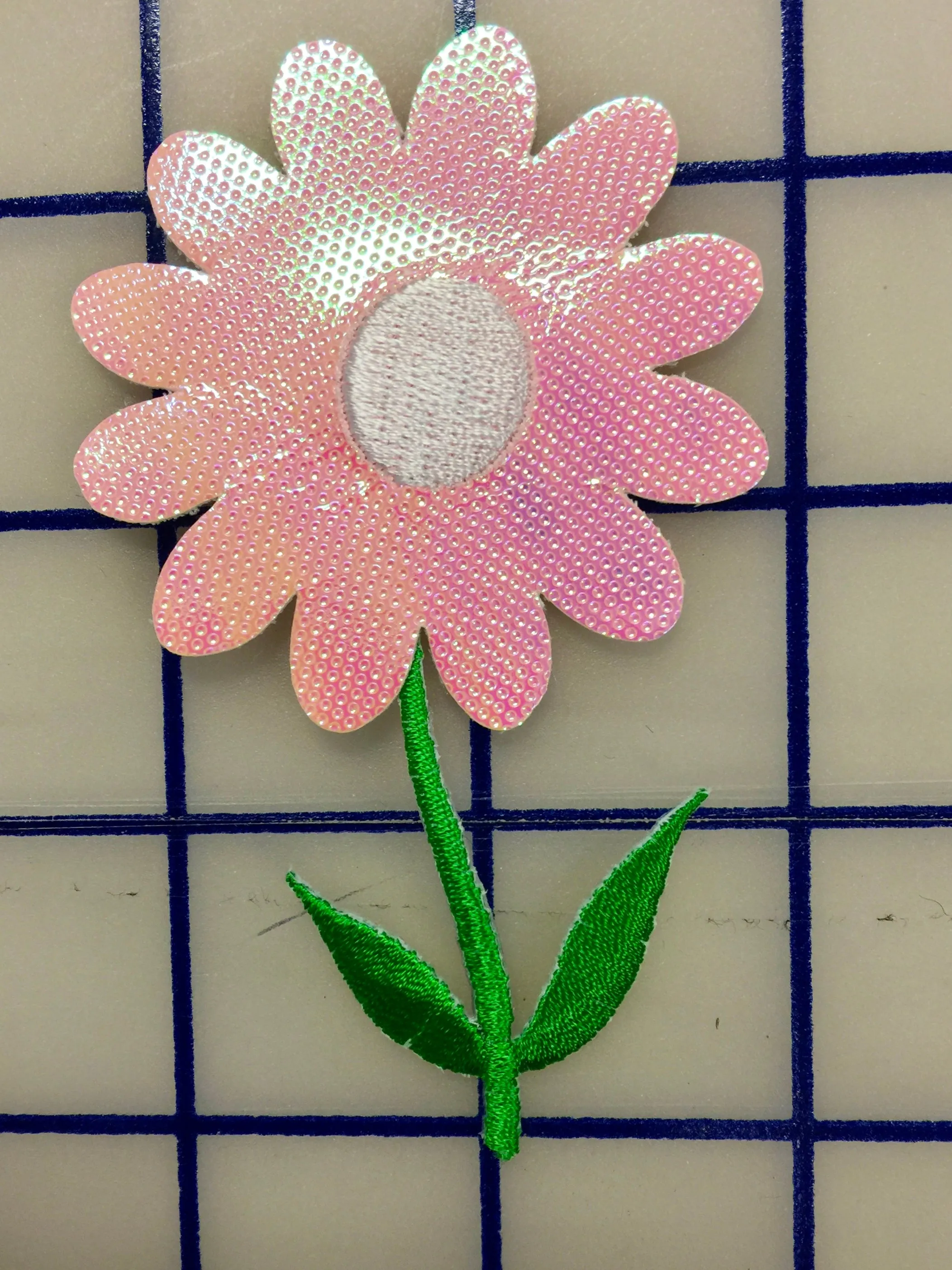Applique - Pink Daisy Iron-On 3-Pack Close-Out
