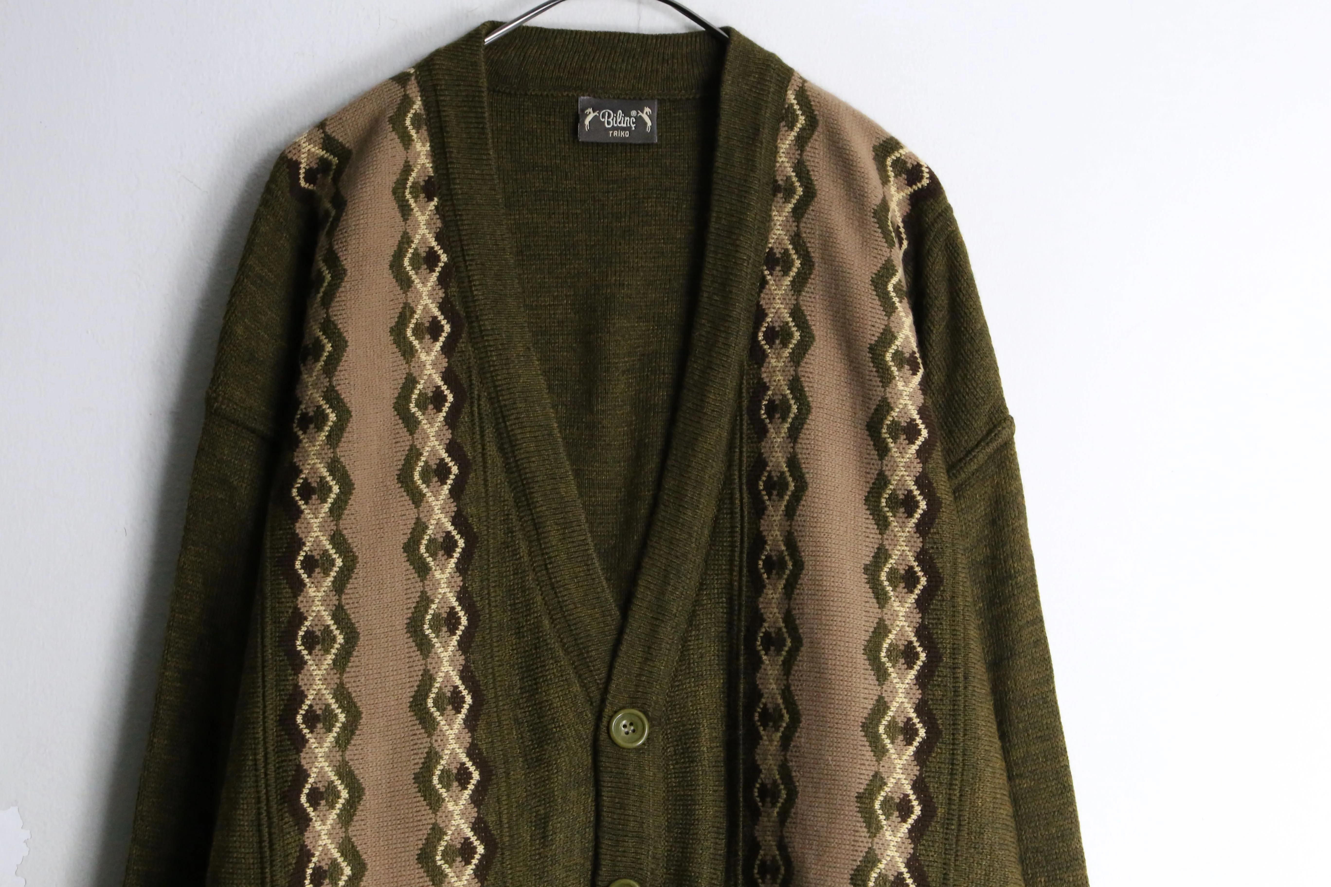 brown tone knit cardigan