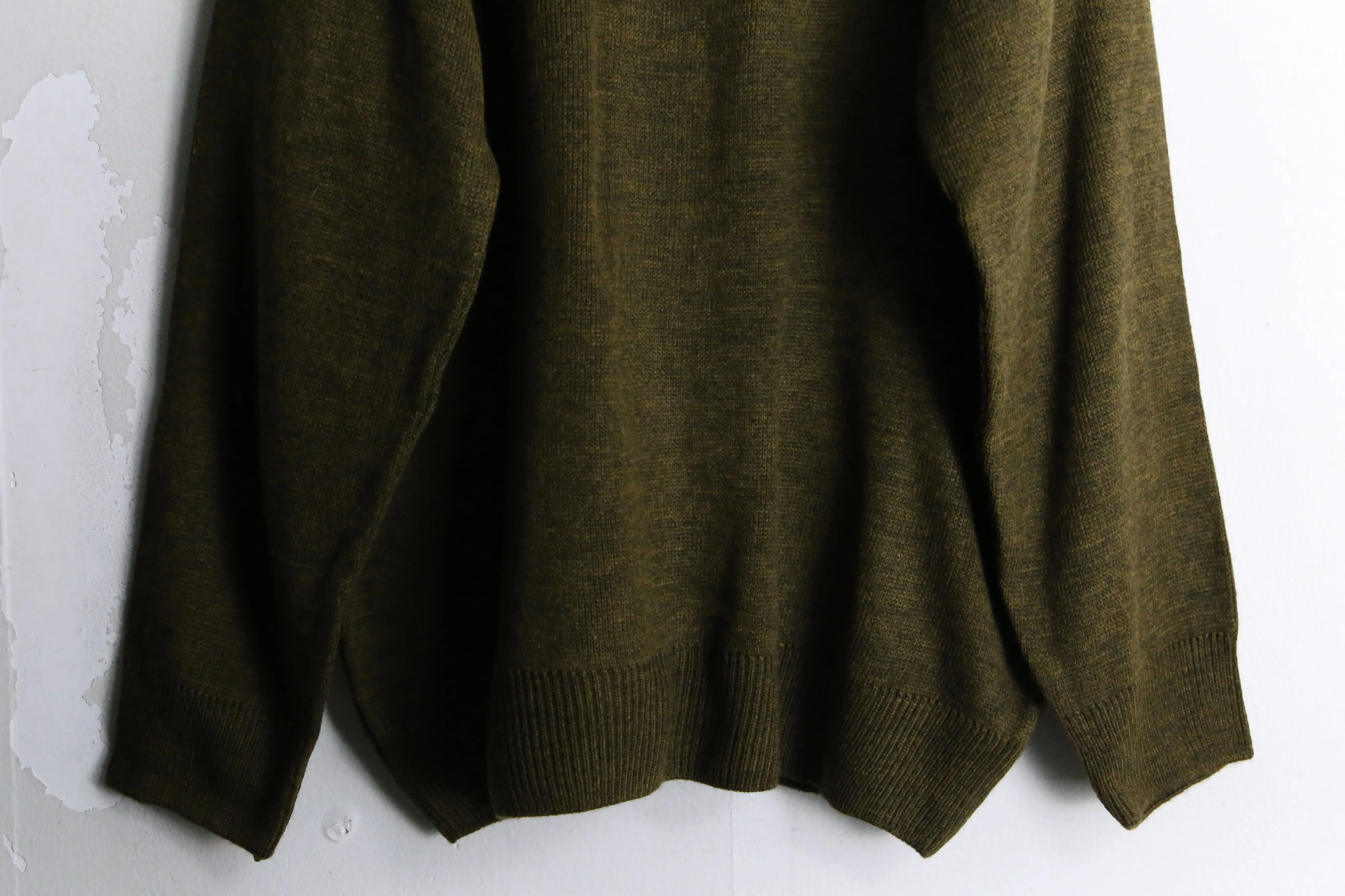 brown tone knit cardigan