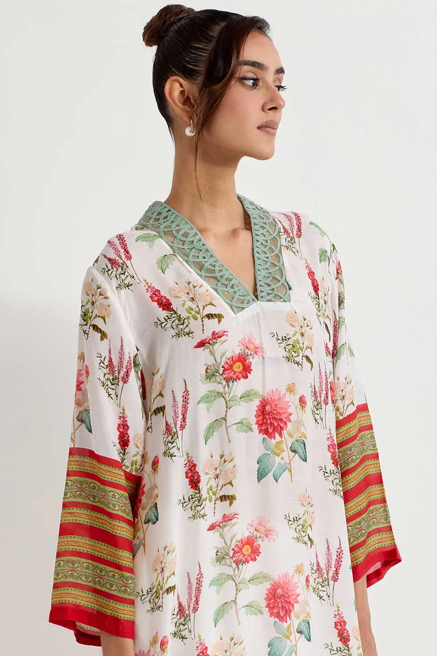 Daisy Printed Silk Lattice Kurta & Pant Set