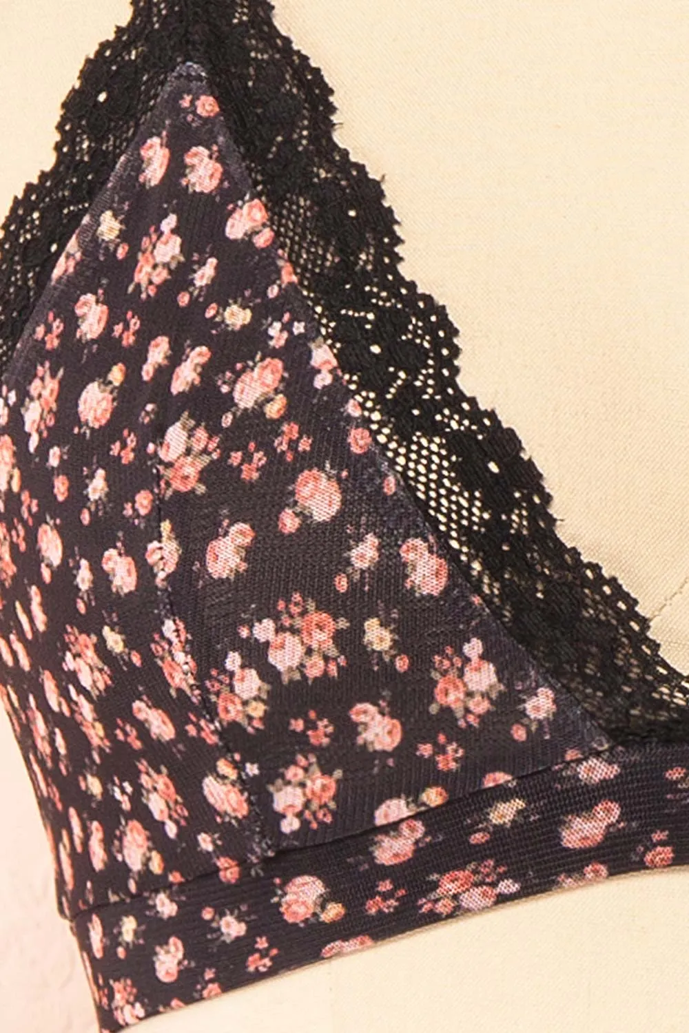Distyle Black | Floral Mesh Bralette w/ Lace