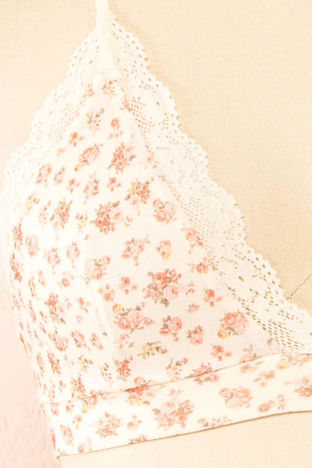 Distyle Ivory | Floral Mesh Bralette w/ Lace