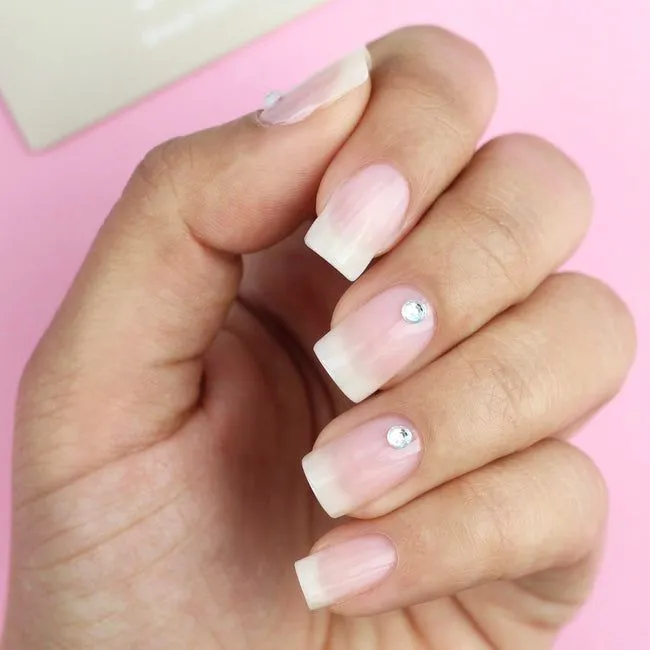 ella mila -  Nail Art Decal - Silver Lining