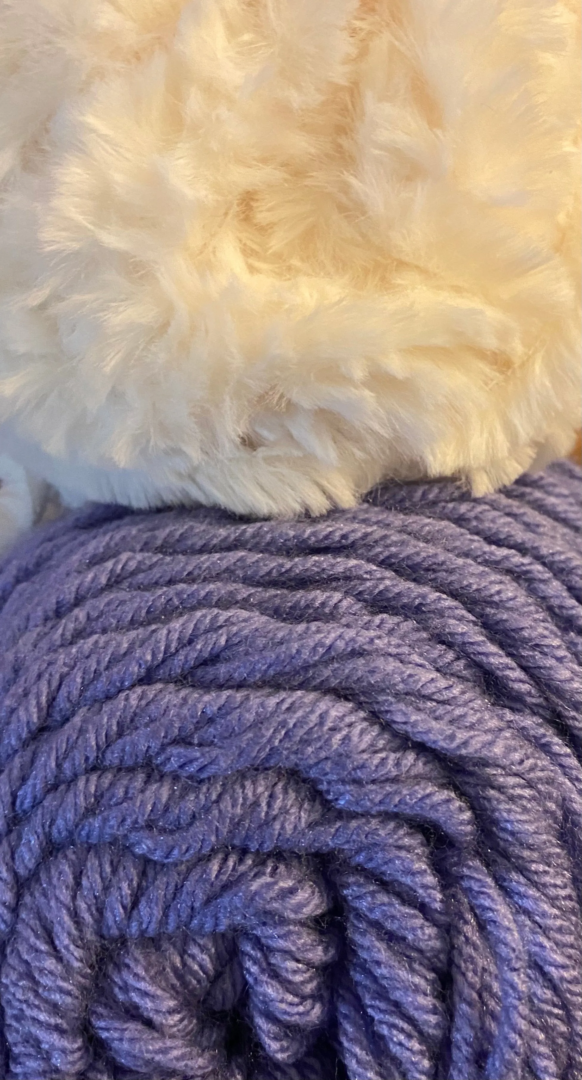 Fur trim socks