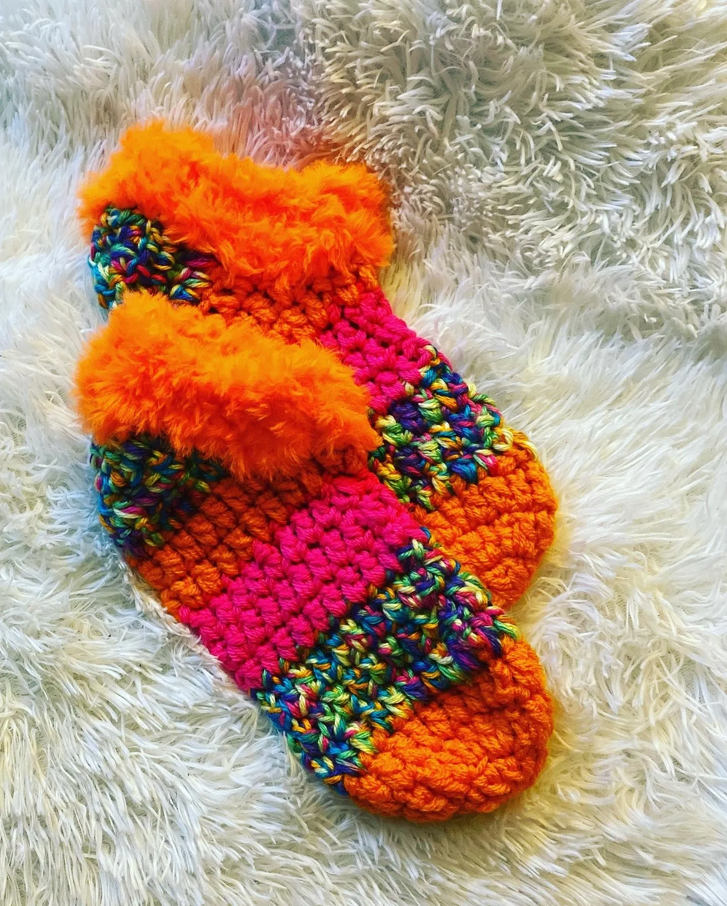 Fur trim socks