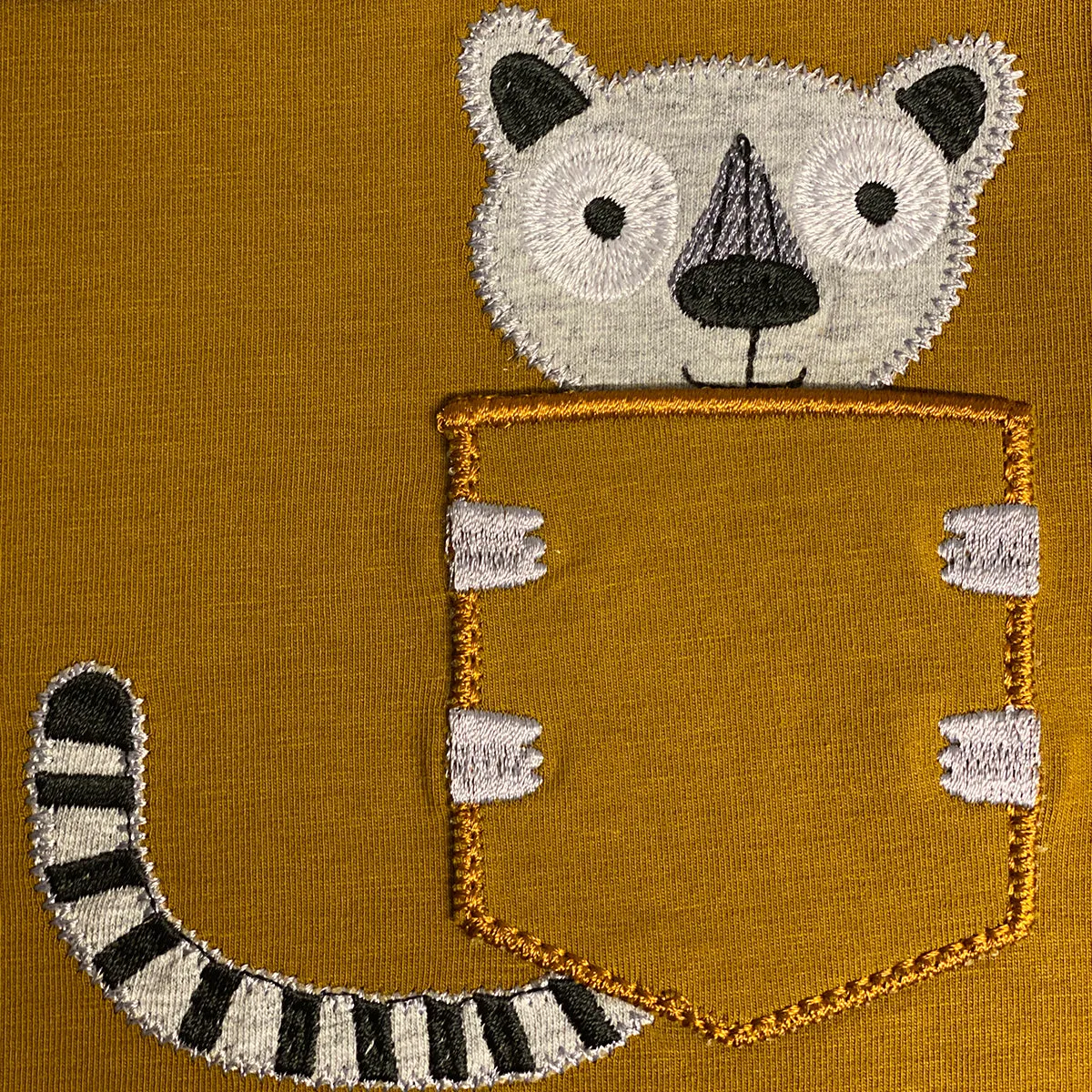 Hello lemur top: Size 18-24M
