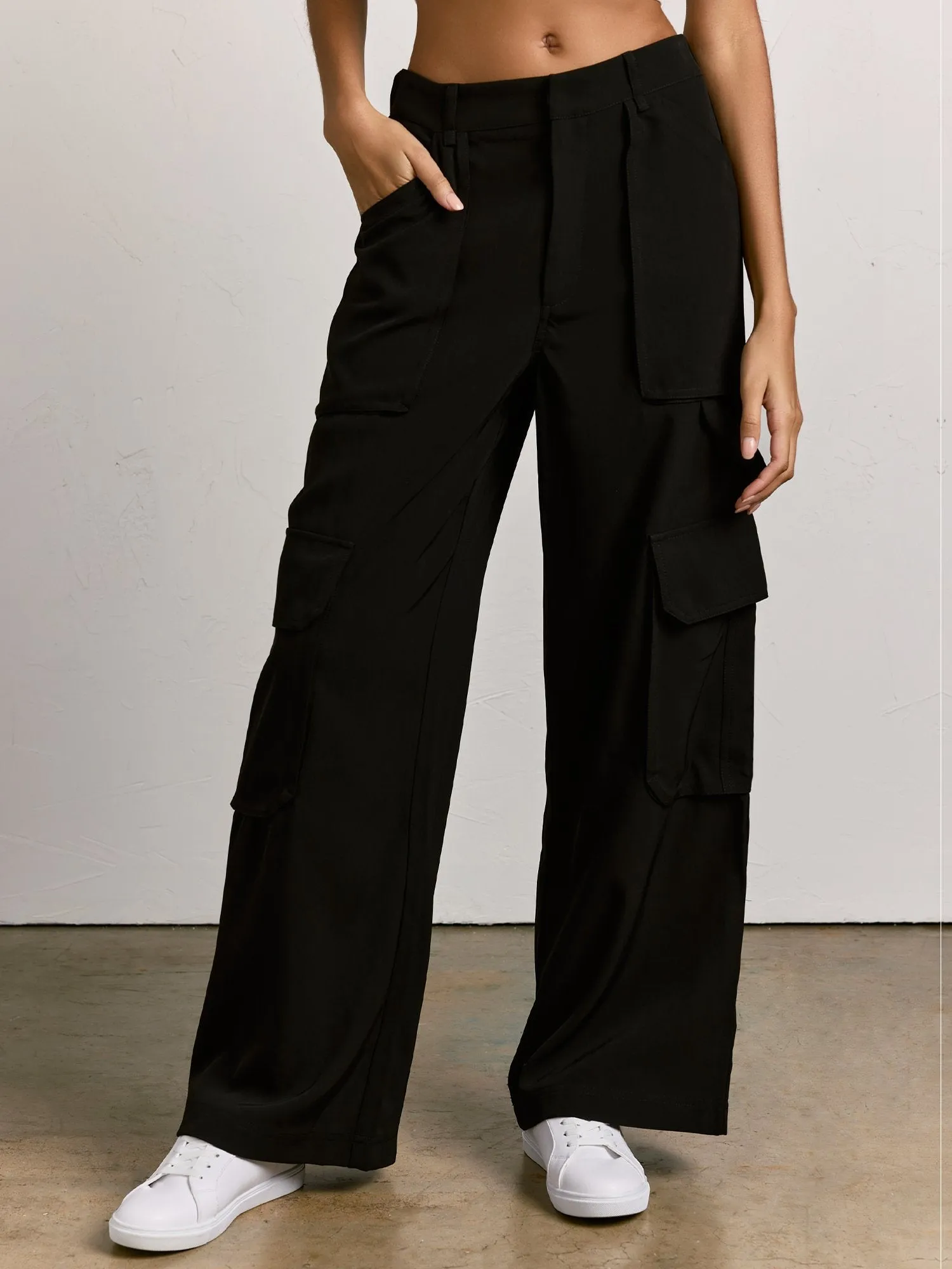 High Waist Woven Cargo Pant - Aaron & Amber
