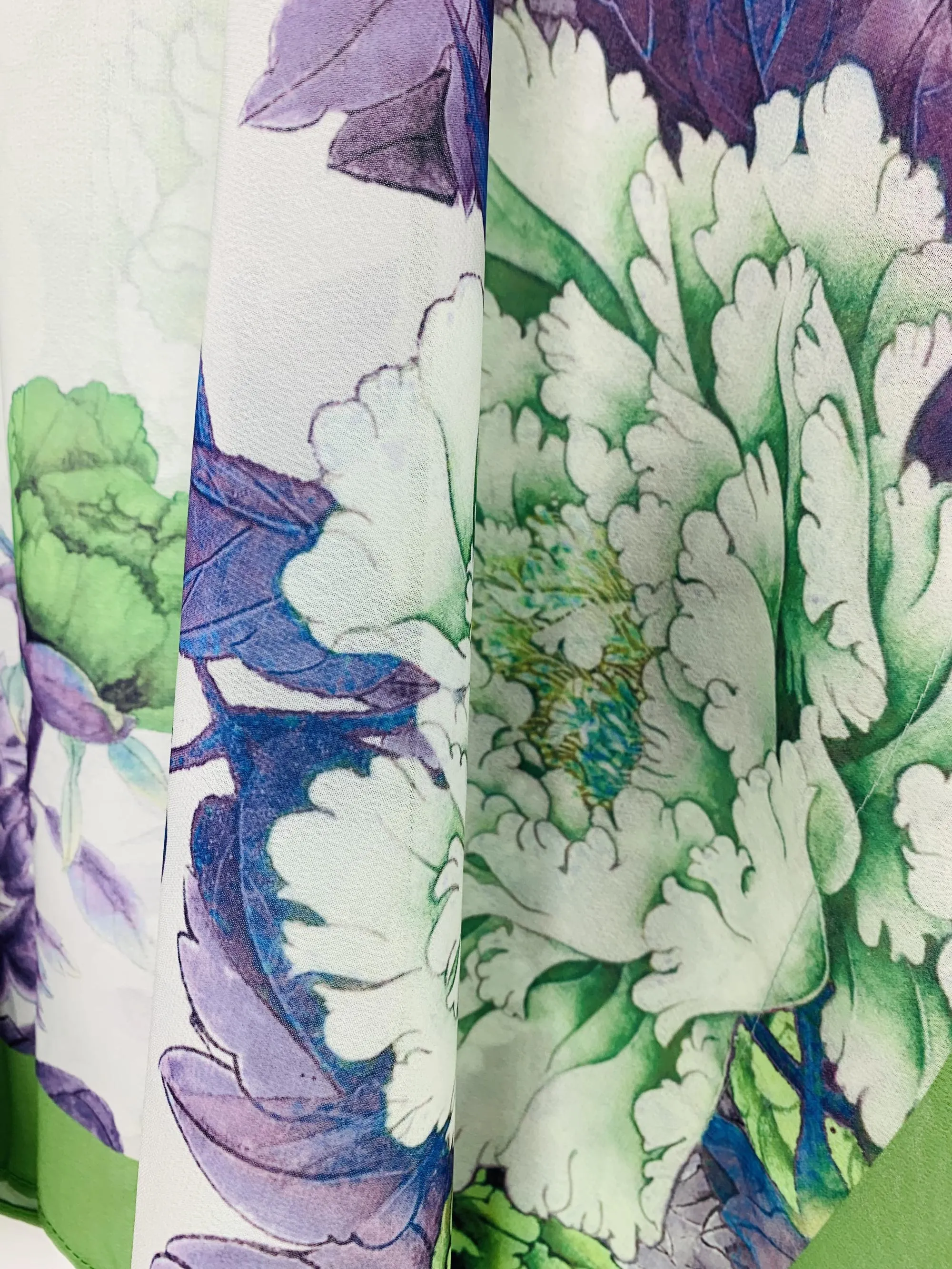 JC061925 Green Peony V-Neck Kimono