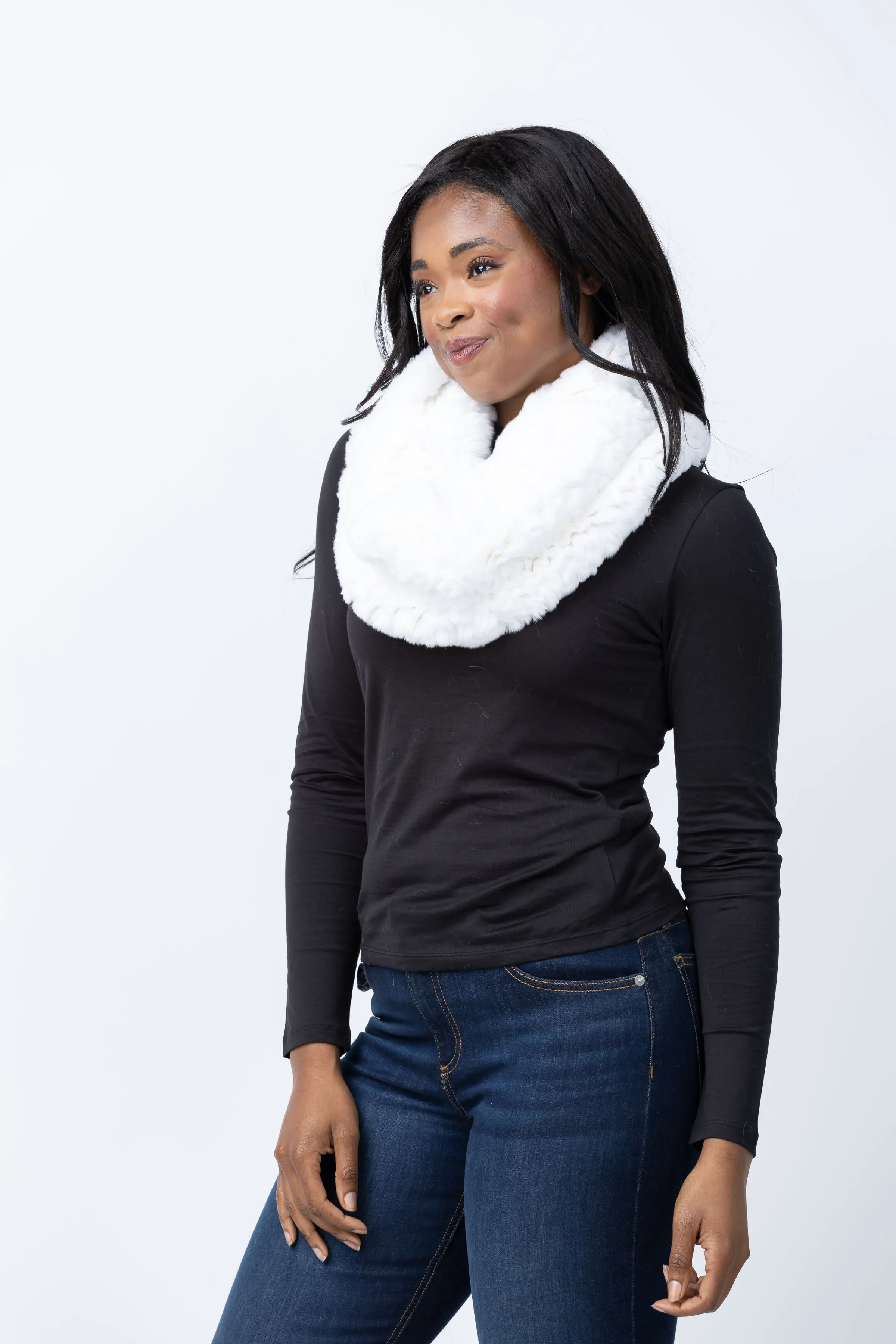 Linda Richards Fur Funnel Snood in White