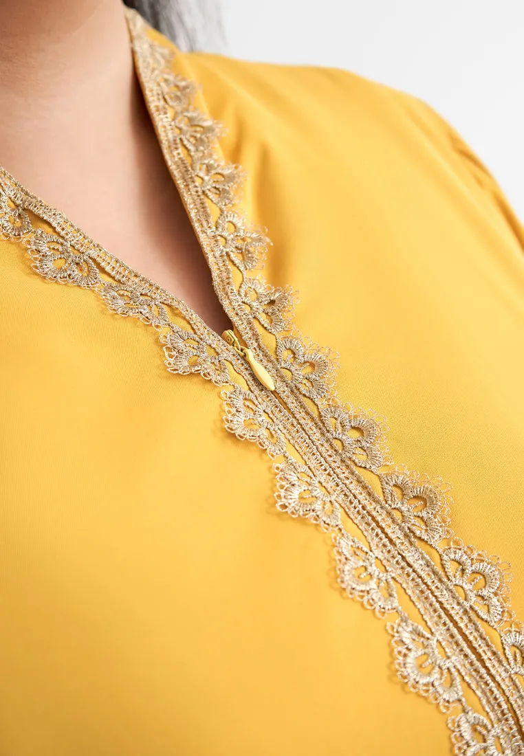 Maharani Elegant Gold Trim Kebarung Set