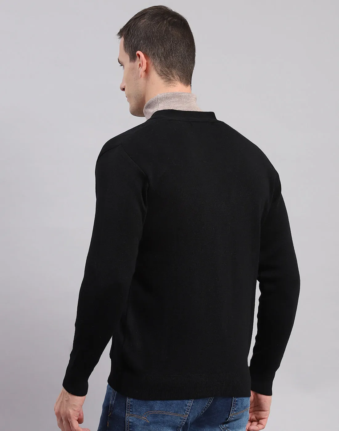Men Black Solid V Neck Full Sleeve Cardigan