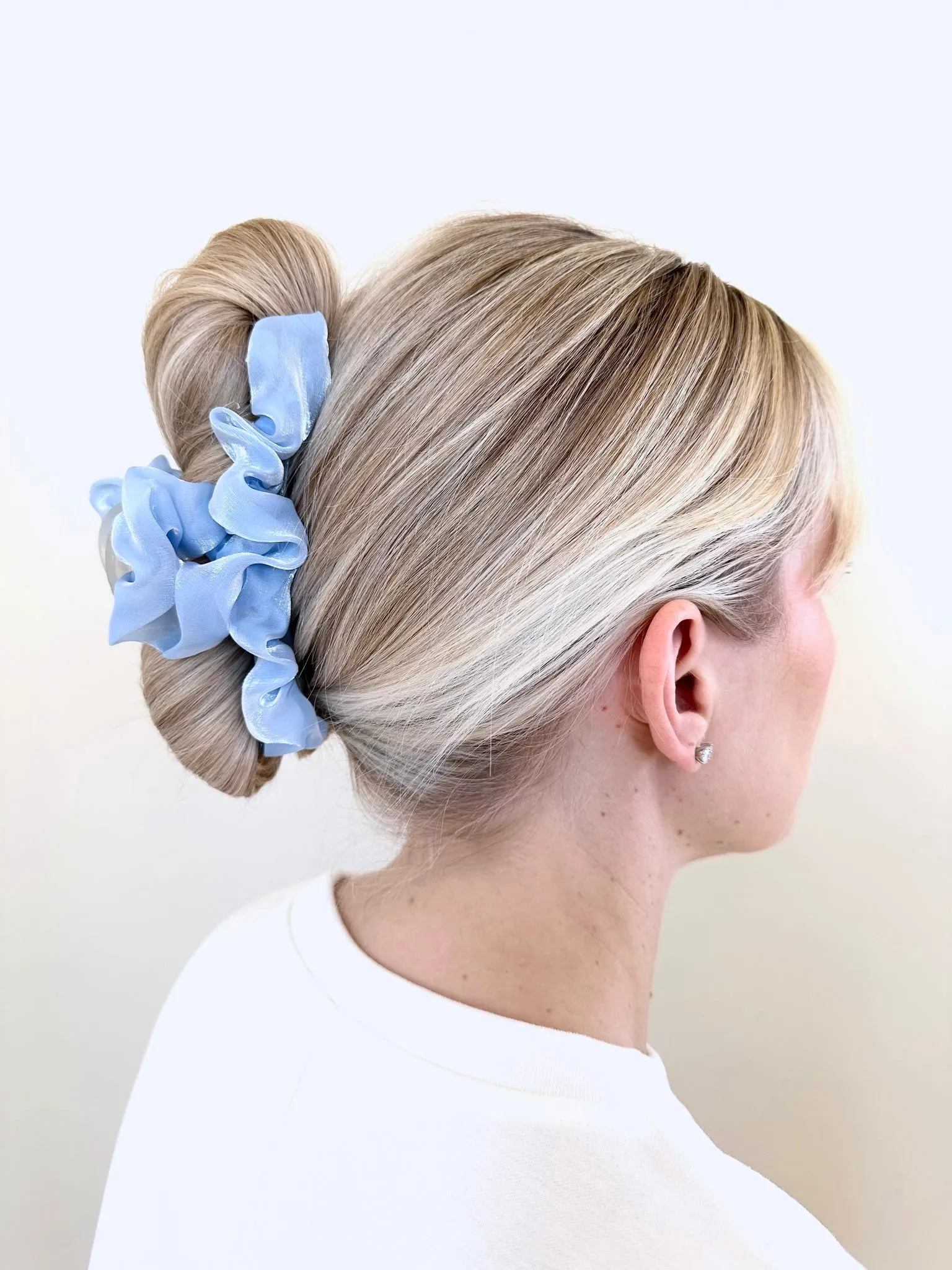 Organza Ruffle Claw Clip