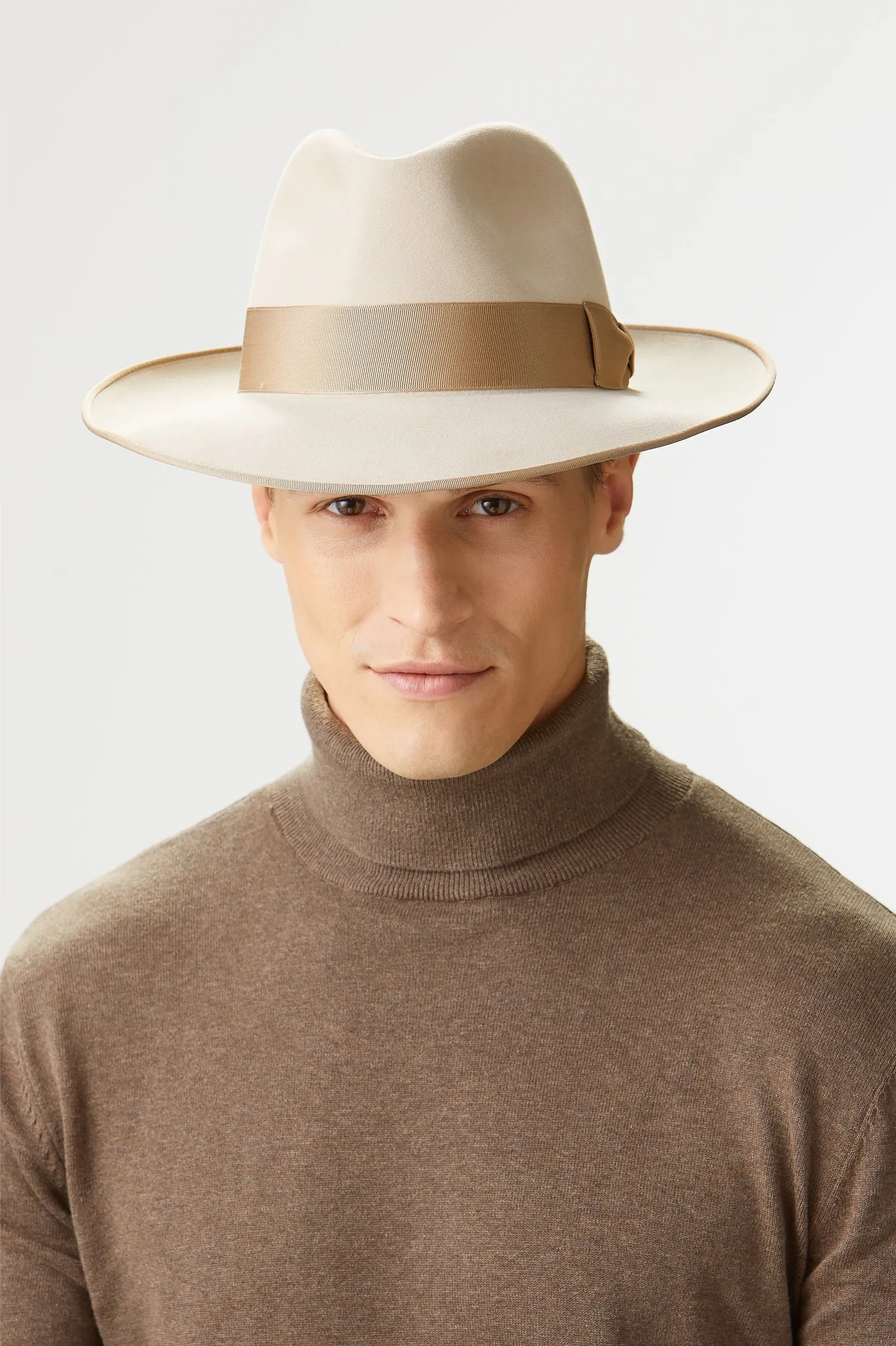 St James's Beige Fedora
