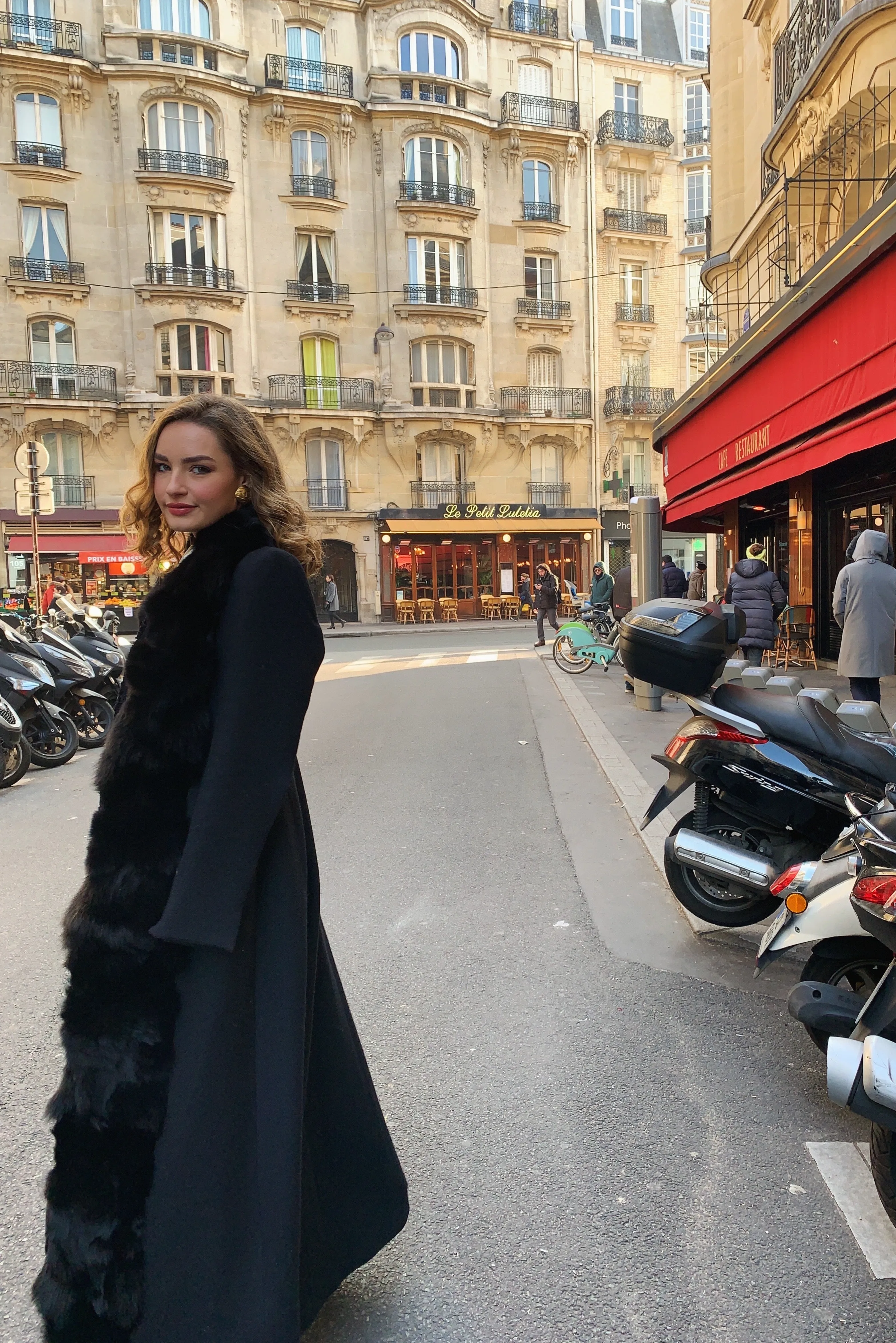 St. Petersburg Long Fur Coat - Black