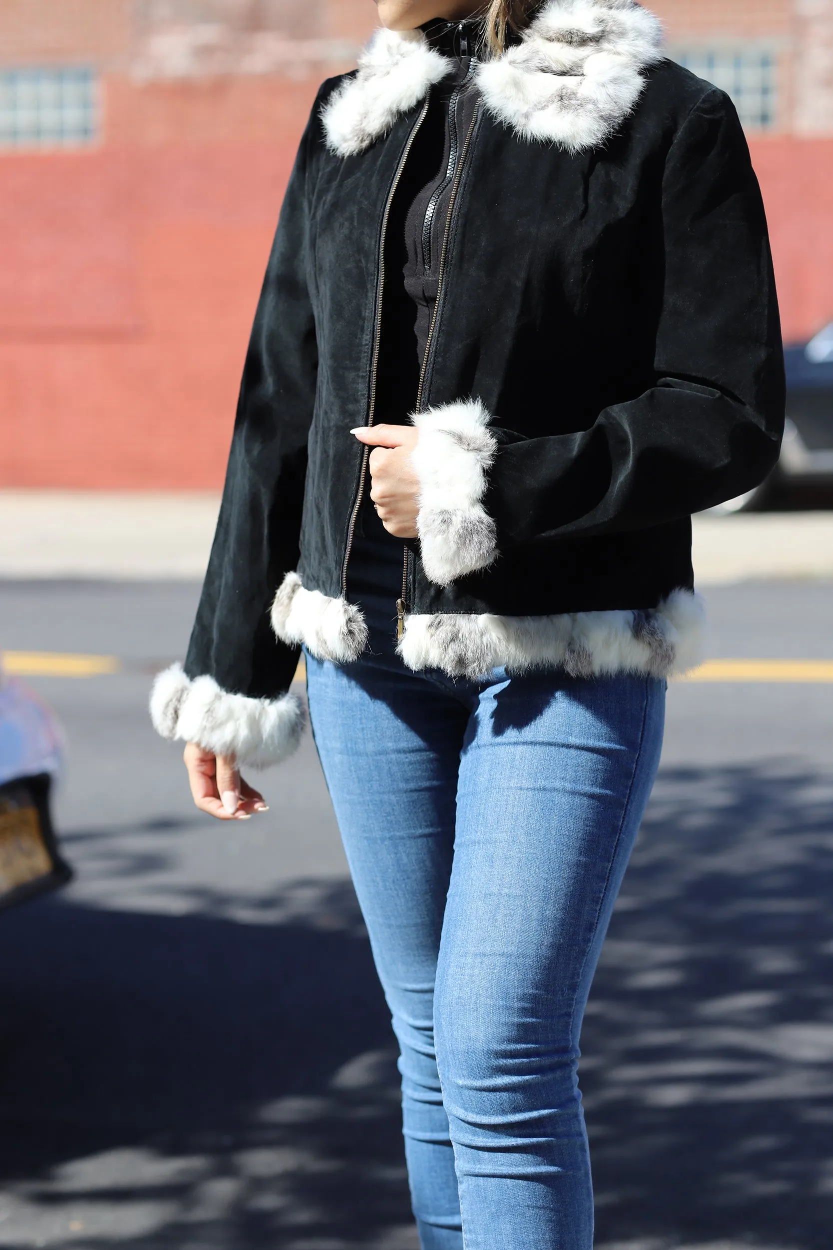 Suede Leather with Fur Trim - Black