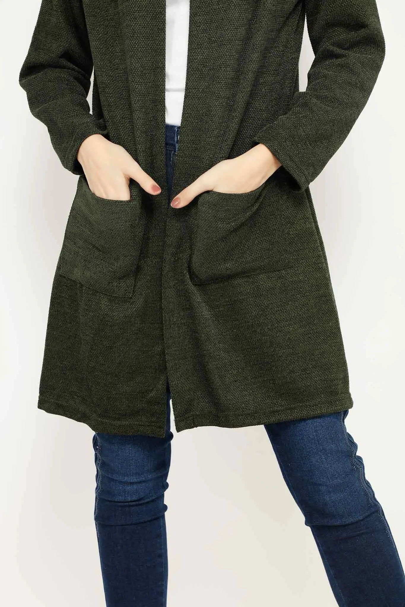 THE PLAIN CARDIGAN BROOCH 1070BE
