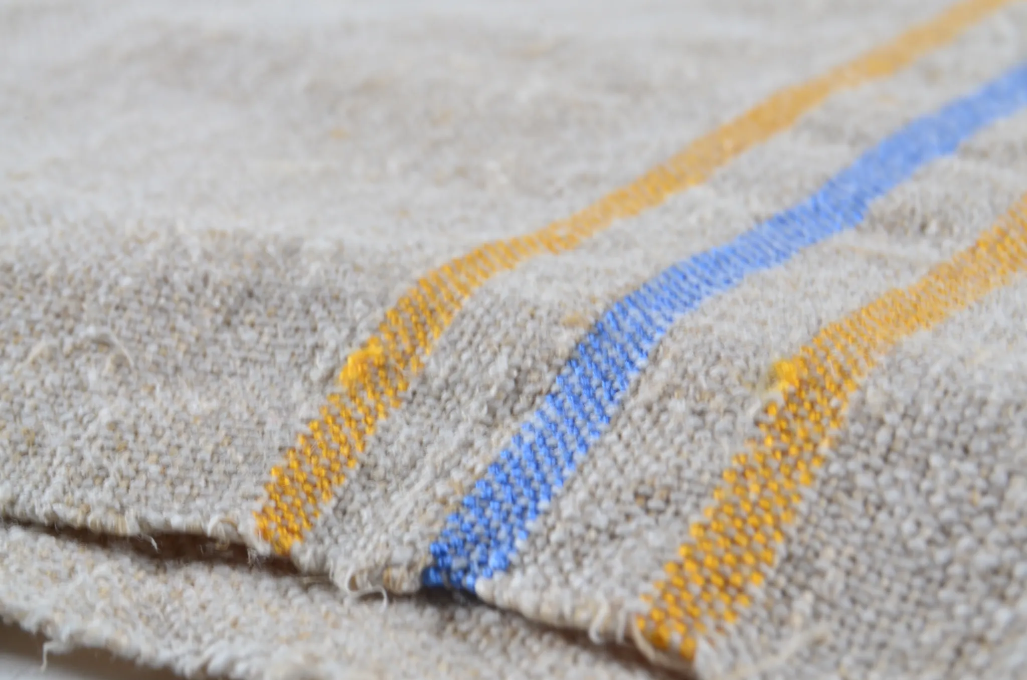 Towel: Handwoven antique Hungarian hemp - T160