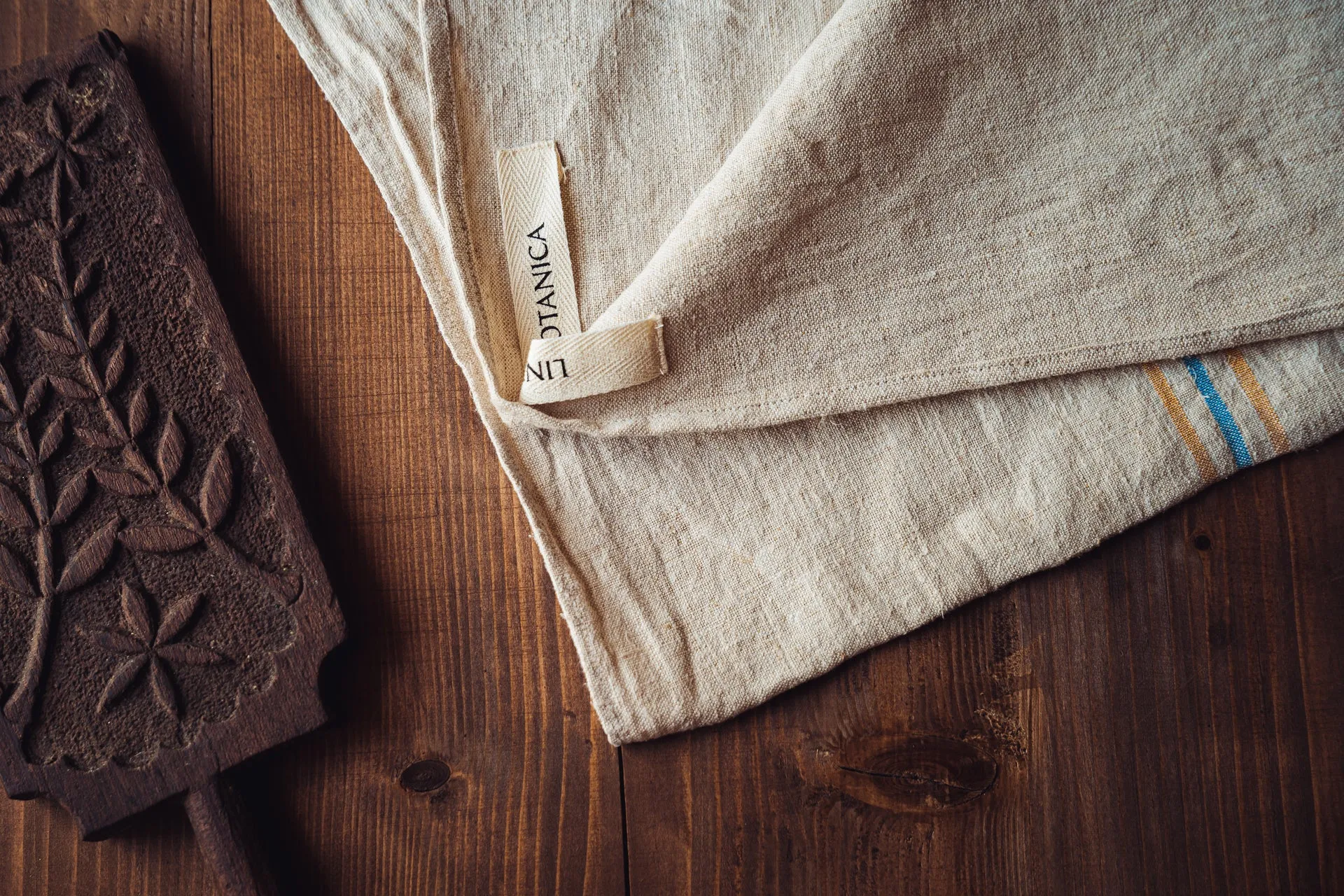 Towel: Handwoven antique Hungarian hemp - T160