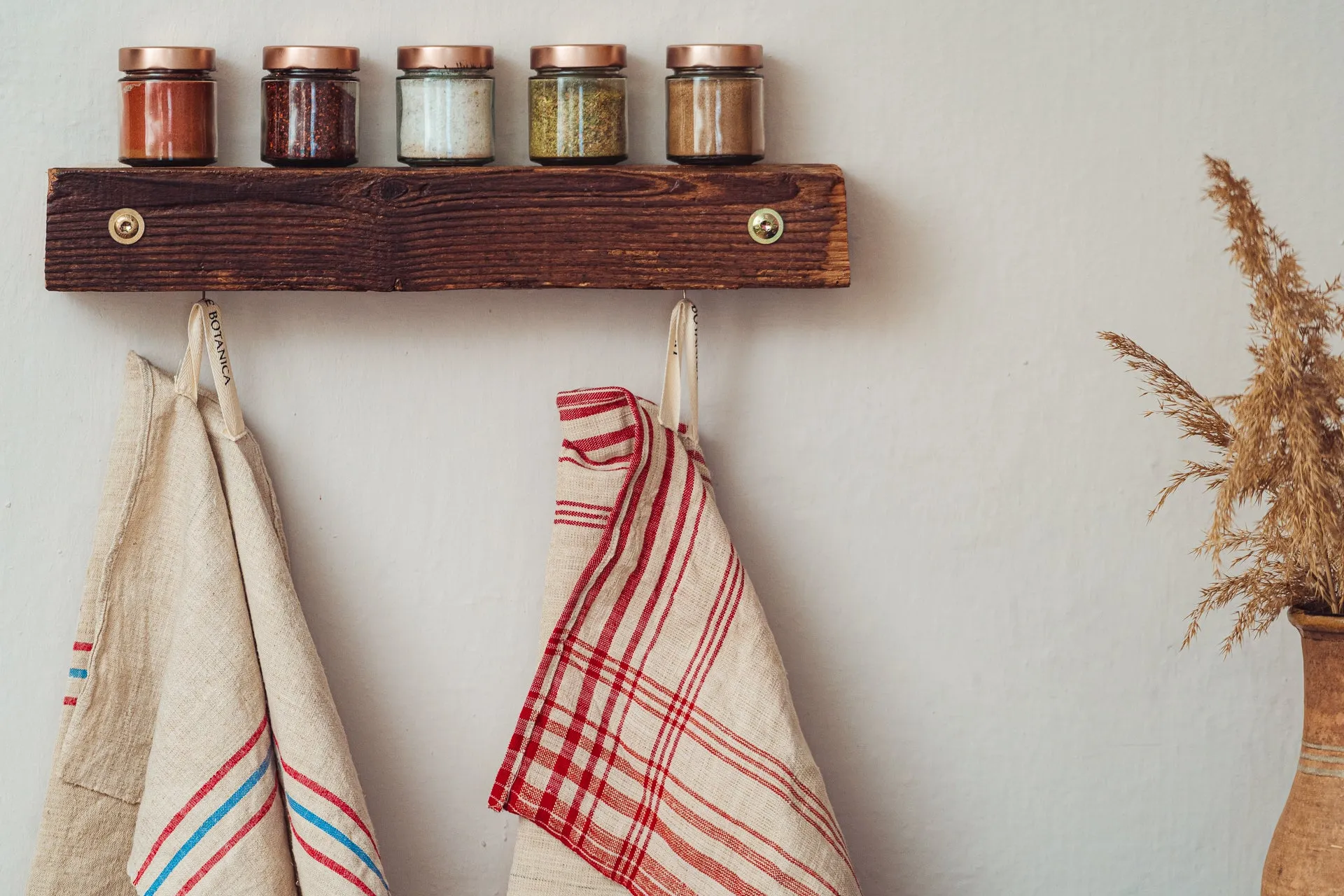 Towel: Handwoven antique Hungarian hemp - T161