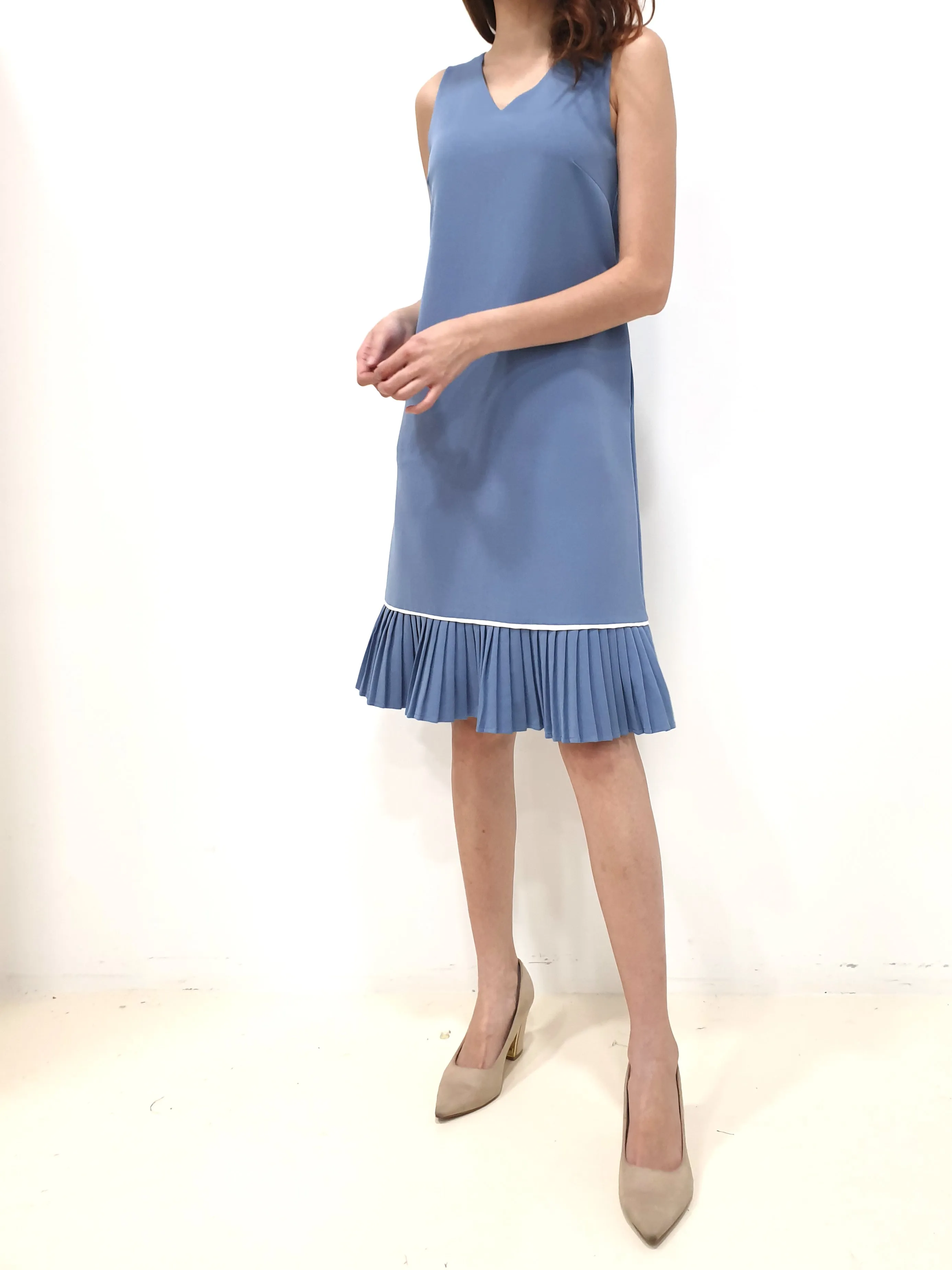 White Trim Pleated Midi - Blue (Non-returnable)